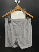 Load image into Gallery viewer, Lululemon Athletic Shorts Size Medium 8908
