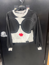 Load image into Gallery viewer, Alice &amp; Olivia Long Sleeve Top Size Extra Small
