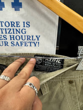 Load image into Gallery viewer, Kuhl Shorts Size 36
