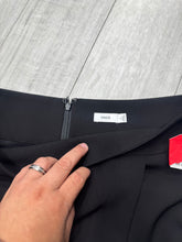 Load image into Gallery viewer, Vince Skirt Size 7/8 (29)
