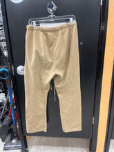 Load image into Gallery viewer, Essentials Athletic Pants Size Small
