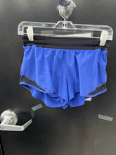Load image into Gallery viewer, Lulu Lemon Athletic Shorts Size 7/8
