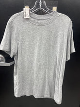 Load image into Gallery viewer, Lululemon Athletic Top Size Small 234
