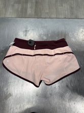 Load image into Gallery viewer, Lululemon Athletic Shorts Size Small 875
