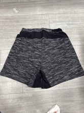 Load image into Gallery viewer, Lulu Lemon Athletic Short Size Small
