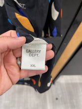 Load image into Gallery viewer, Gallery Button Down
