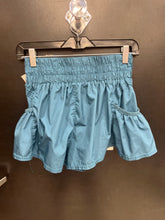 Load image into Gallery viewer, Free People Athletic Shorts Size Small
