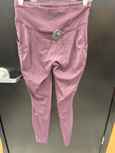 Load image into Gallery viewer, Lululemon Athletic Pants Size 9/10 (30)
