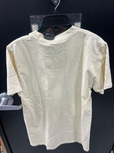 Load image into Gallery viewer, T-Shirt Size Medium
