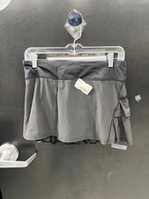 Load image into Gallery viewer, Lulu Lemon Athletic Shorts Size Medium
