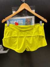 Load image into Gallery viewer, Lululemon Athletic Shorts Size Small

