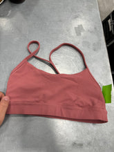 Load image into Gallery viewer, Lulu Lemon Sports Bra Size 4
