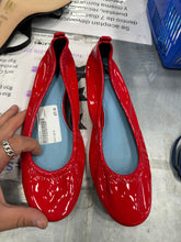 Load image into Gallery viewer, Lanvin Paris Flats Size 40
