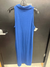 Load image into Gallery viewer, Lilly Pulitzer Dress Size Large
