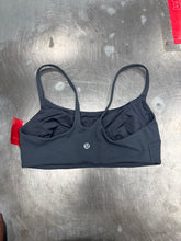 Load image into Gallery viewer, Lulu Lemon Athletic Top Size 6
