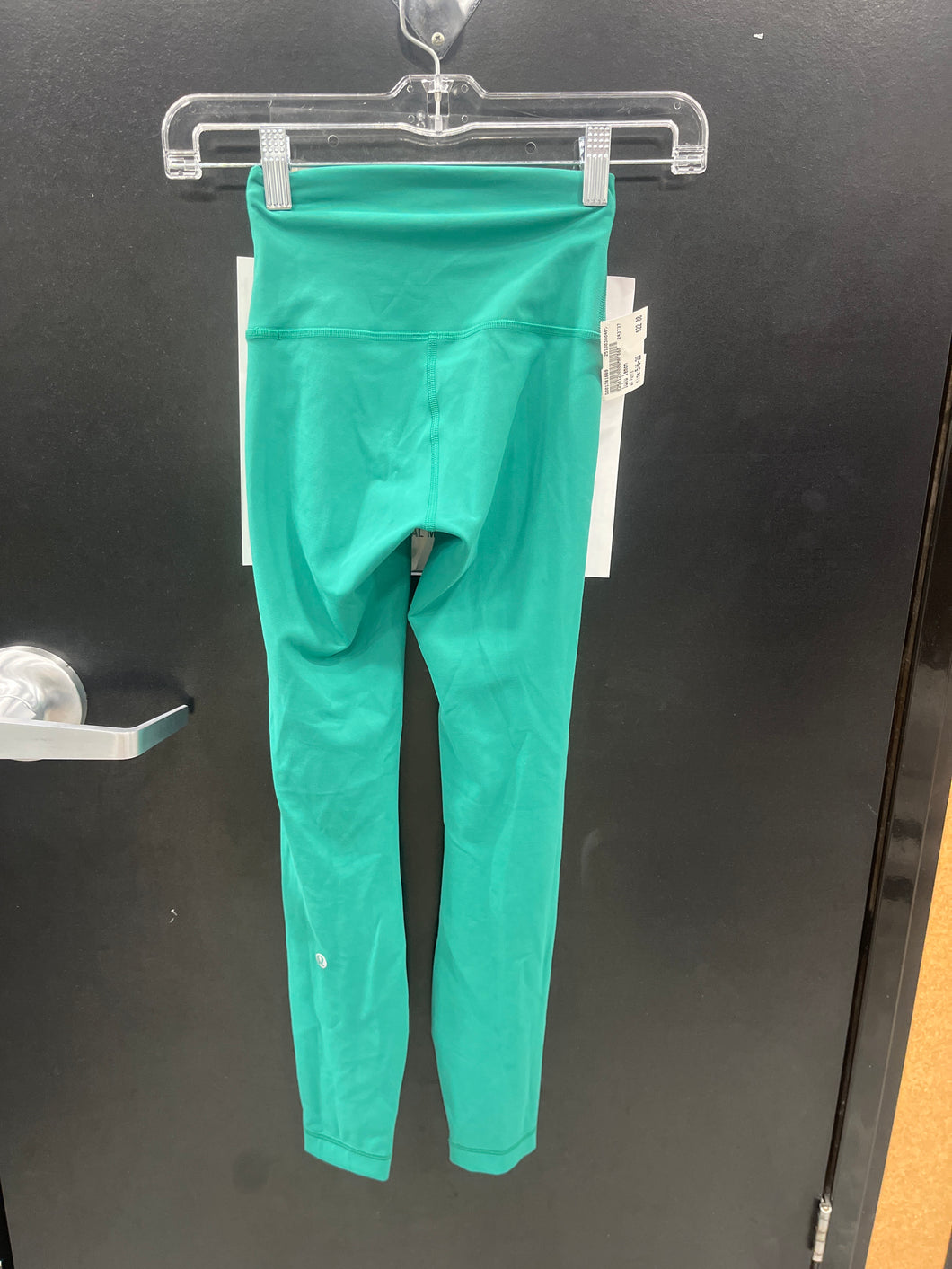 Lulu Lemon Athletic Pants Size 5/6 689