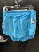 Load image into Gallery viewer, Lulu Lemon Athletic Shorts Size 9/10
