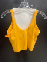 Load image into Gallery viewer, Lulu Lemon Athletic Top Size Medium
