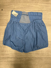 Load image into Gallery viewer, Free People Athletic Shorts Size Small 179
