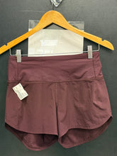 Load image into Gallery viewer, Lululemon Athletic Shorts Size 4 0143
