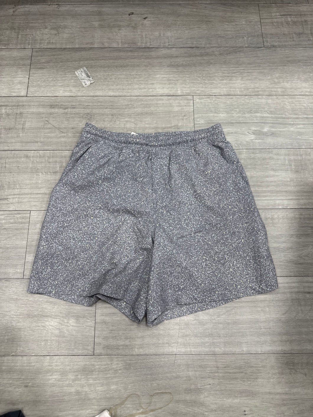 Lulu Lemon Athletic Short Size Small