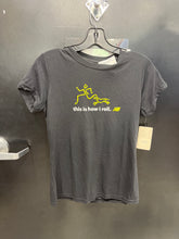Load image into Gallery viewer, New Balance Short Sleeve Top Size Small
