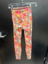 Load image into Gallery viewer, Lulu Lemon Athletic Pants Size Small 083
