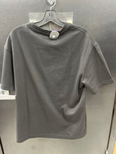 Load image into Gallery viewer, Express T-shirt Size Medium
