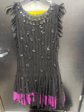 Load image into Gallery viewer, RED Valentino Dress Size Small 486
