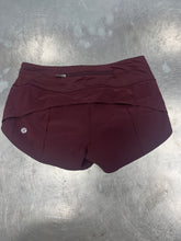Load image into Gallery viewer, Lulu Lemon Athletic Shorts Size 2 8345
