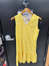 Load image into Gallery viewer, Jude Connally Dress Size Medium
