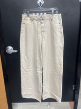 Load image into Gallery viewer, Abercrombie &amp; Fitch Pants Size 7/8 322
