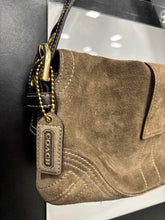 Load image into Gallery viewer, Coach Purse
