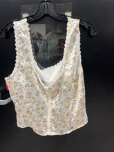 Load image into Gallery viewer, Princess Polly Tank Top Size Extra Large 952
