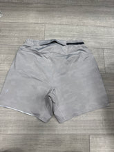 Load image into Gallery viewer, Lulu Lemon Athletic Shorts Size Small

