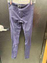 Load image into Gallery viewer, Alo Athletic Pants Size Small 119

