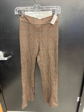 Load image into Gallery viewer, Montaigne Pants Size 00
