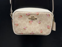 Load image into Gallery viewer, Coach Purse 1787
