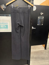 Load image into Gallery viewer, Lululemon Athletic Pants Size 3/4 (27)
