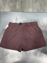 Load image into Gallery viewer, Lululemon Athletic Shorts Size Medium 881
