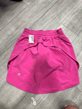 Load image into Gallery viewer, Lulu Lemon Athletic Shorts Size 3/4 4300
