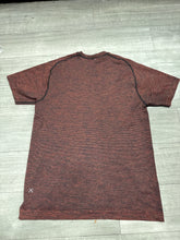 Load image into Gallery viewer, Lulu Lemon Athletic Top Size Small
