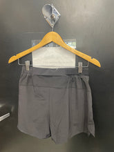 Load image into Gallery viewer, Lulu Lemon Athletic Shorts Size Small 4777
