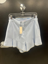 Load image into Gallery viewer, cinq a sept Shorts Size 7/8
