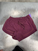 Load image into Gallery viewer, Lululemon Athletic Shorts Size Small 866
