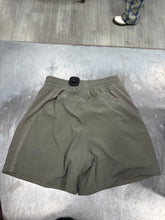 Load image into Gallery viewer, Lululemon Athletic Shorts Size Small 760
