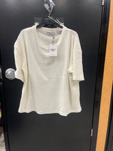 Load image into Gallery viewer, Princess Polly Long Sleeve Top Size Large
