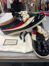 Load image into Gallery viewer, Gucci Shoes
