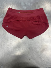 Load image into Gallery viewer, Lulu Lemon Athletic Shorts Size 2 8351
