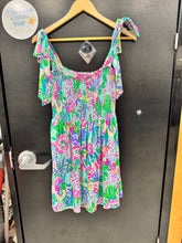 Load image into Gallery viewer, Lilly Pulitzer Dress Size Medium 119

